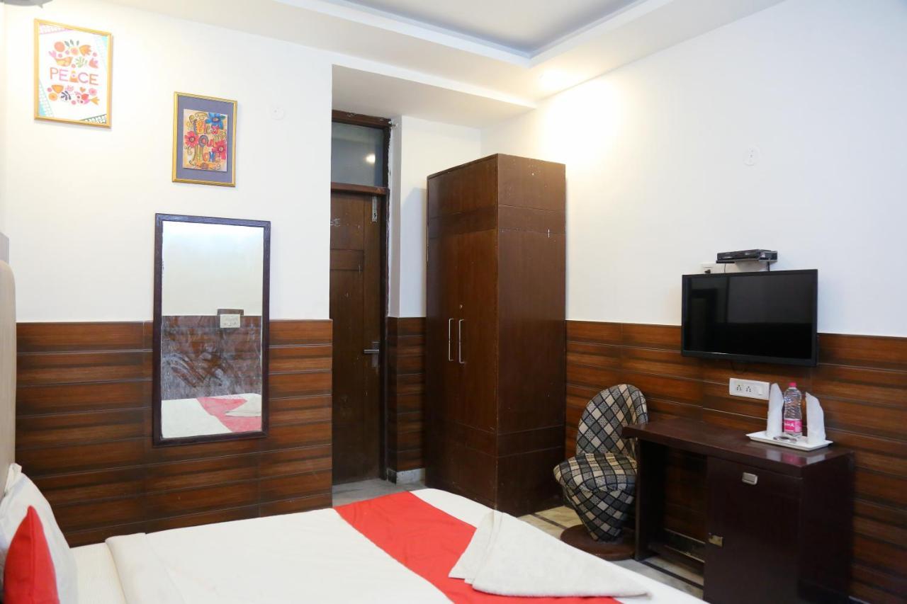 Aerocity Hotel Jindal Palace Delhi- A Well Hygiene Property"All Staff Vaccinated " New Delhi Buitenkant foto