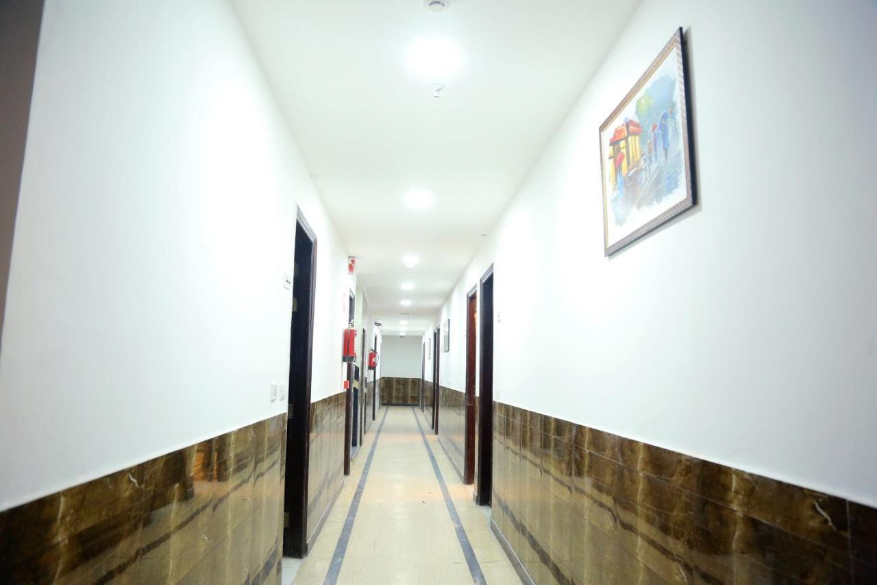 Aerocity Hotel Jindal Palace Delhi- A Well Hygiene Property"All Staff Vaccinated " New Delhi Buitenkant foto