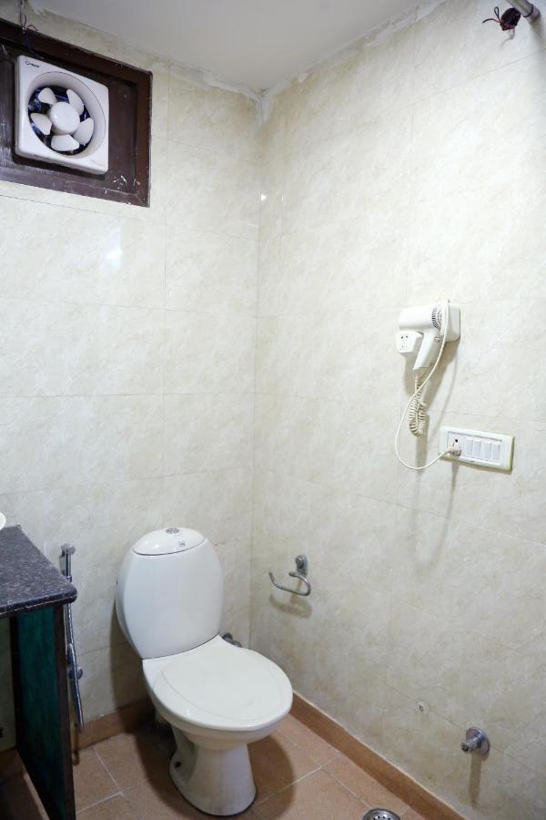 Aerocity Hotel Jindal Palace Delhi- A Well Hygiene Property"All Staff Vaccinated " New Delhi Buitenkant foto