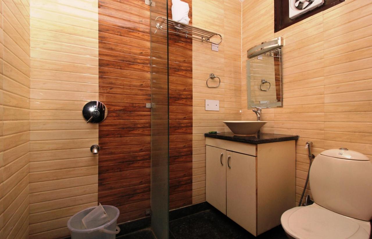 Aerocity Hotel Jindal Palace Delhi- A Well Hygiene Property"All Staff Vaccinated " New Delhi Buitenkant foto