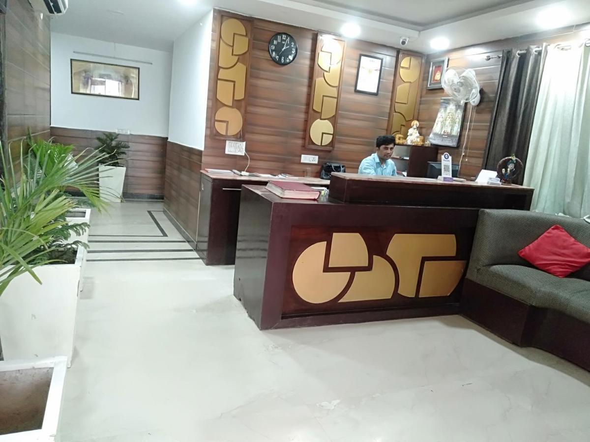 Aerocity Hotel Jindal Palace Delhi- A Well Hygiene Property"All Staff Vaccinated " New Delhi Buitenkant foto