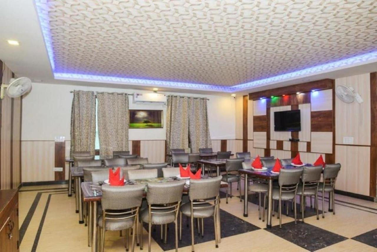 Aerocity Hotel Jindal Palace Delhi- A Well Hygiene Property"All Staff Vaccinated " New Delhi Buitenkant foto