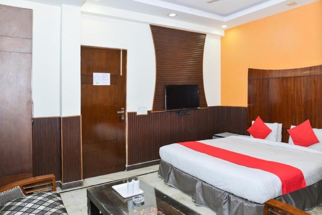 Aerocity Hotel Jindal Palace Delhi- A Well Hygiene Property"All Staff Vaccinated " New Delhi Buitenkant foto