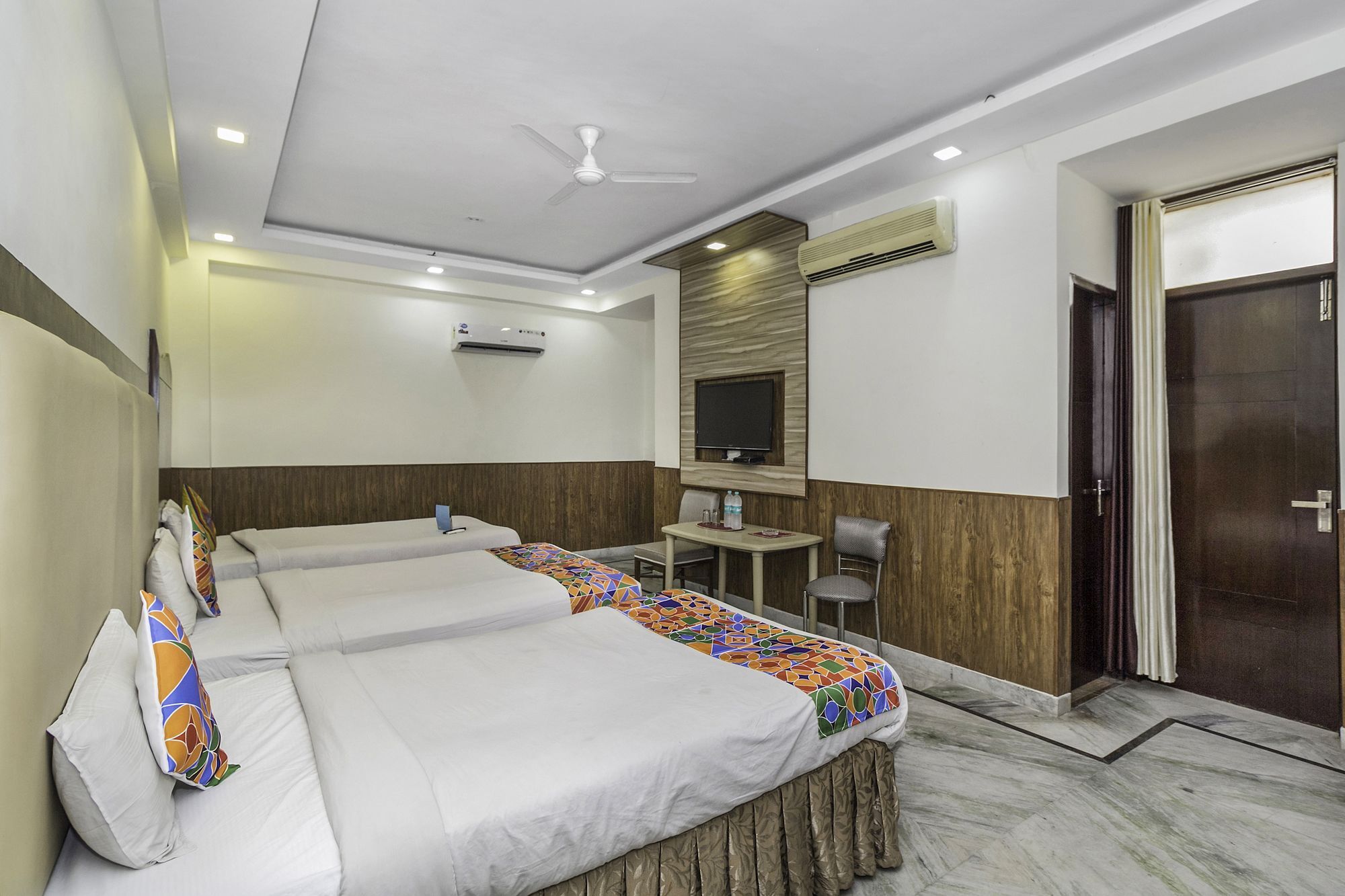 Aerocity Hotel Jindal Palace Delhi- A Well Hygiene Property"All Staff Vaccinated " New Delhi Buitenkant foto